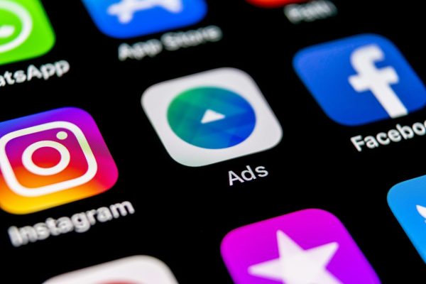 Facebook-Ads-application-icon-on-Apple-iPhone-X-screen-close-up-Facebook-Business-app-icon-Facebook-Ads-mobile-application-Social-media-network