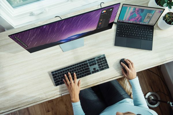 organised desk